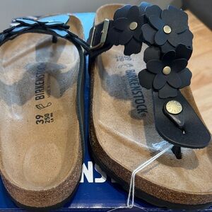 Birkenstock Gizeh Flower Embellishment